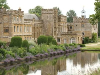 FORDE ABBEY AND GARDENS
