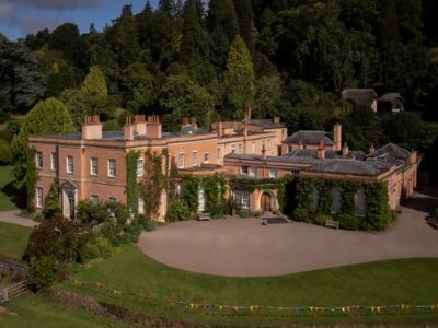 KILLERTON HOUSE AND EXETER CHRISTMAS MARKET